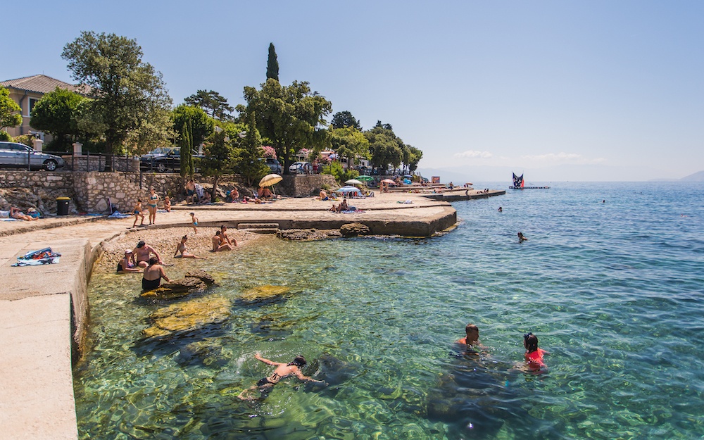 A smaller beach in Selce at the Adrialux camp
